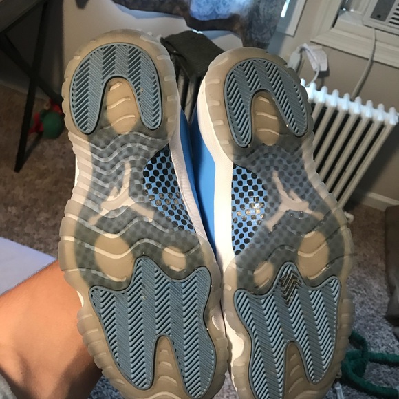 Air Jordan Retro 11 Low UNC - Picture 6 of 6